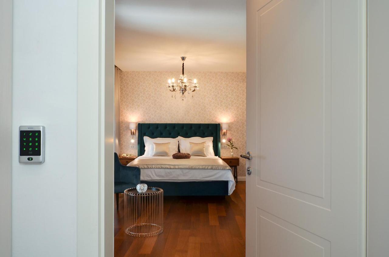 Rooms Valery Split Exterior photo